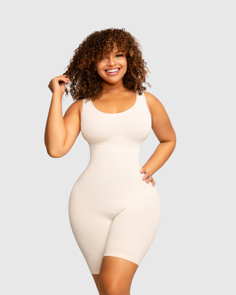 Wygładzający bezszwowy bodysuit