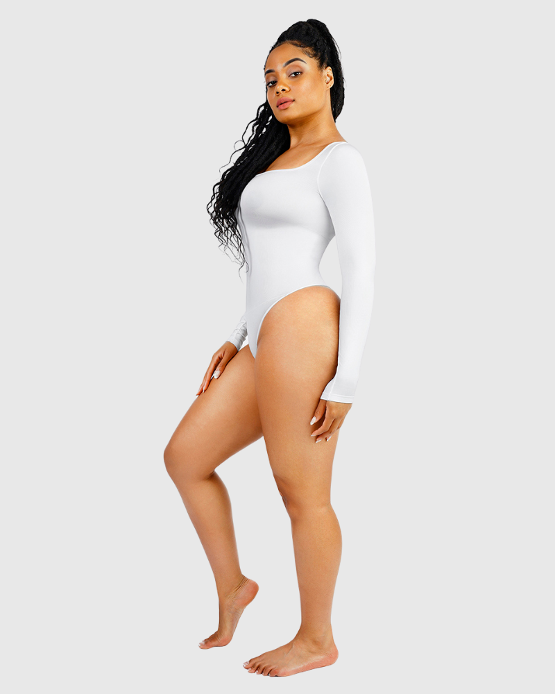 Body z długim rękawem i kwadratowym dekoltem