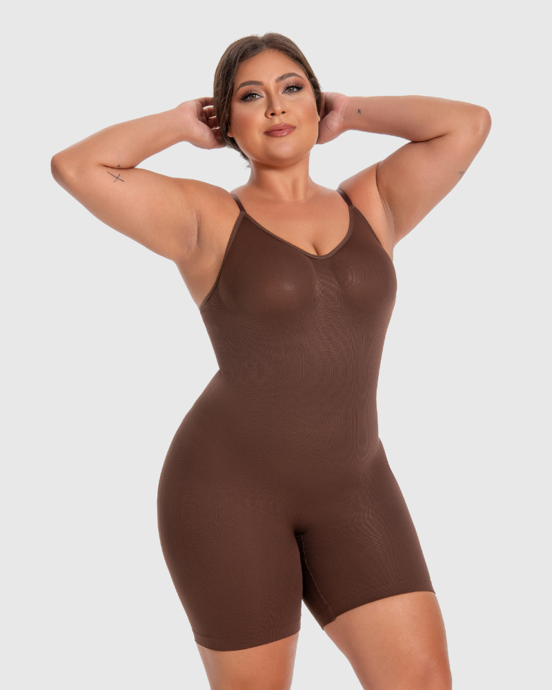 Wygładzający bezszwowy bodysuit