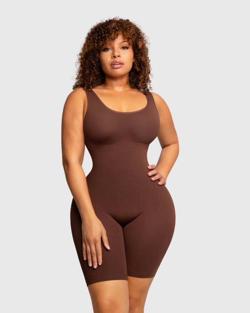 Wygładzający bezszwowy bodysuit