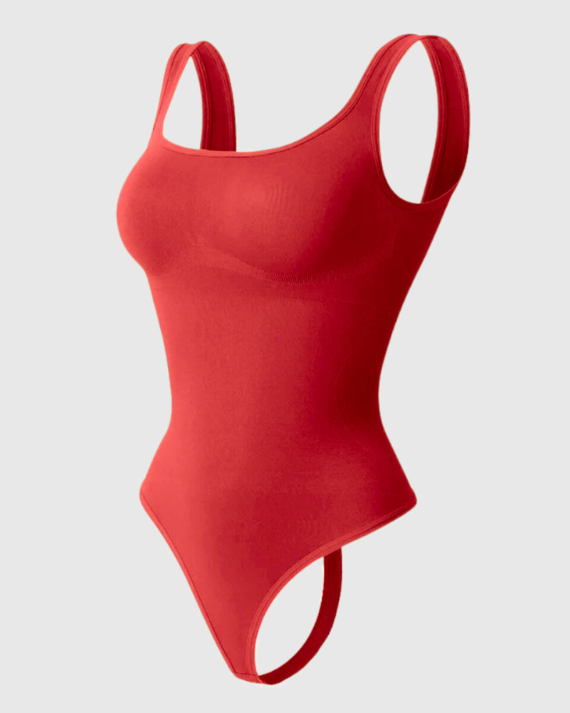 Body z kwadratowym dekoltem wyszczuplające